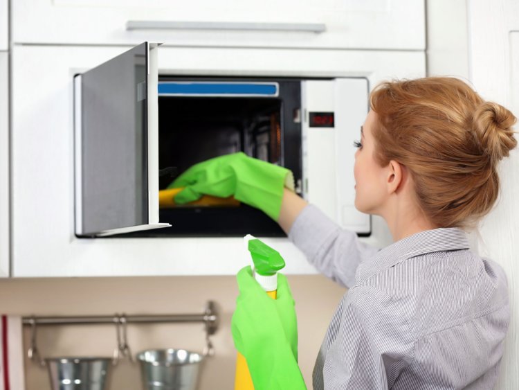 Cách sử dụng lò vi sóng Lorca đơn giản 3 Hướng dẫn vệ sinh và bảo quản lò vi sóng Lorca